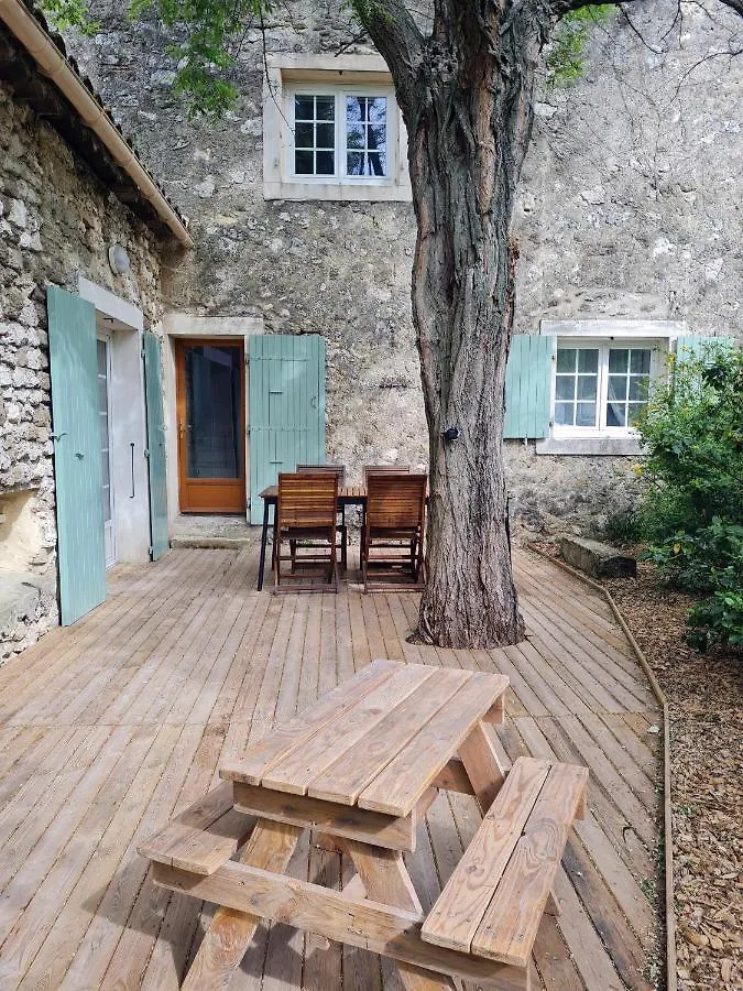 Maison Provencale, Jardin Arbore Et Terrasses Proche Grignan 8-10Pers Reauville Holiday home